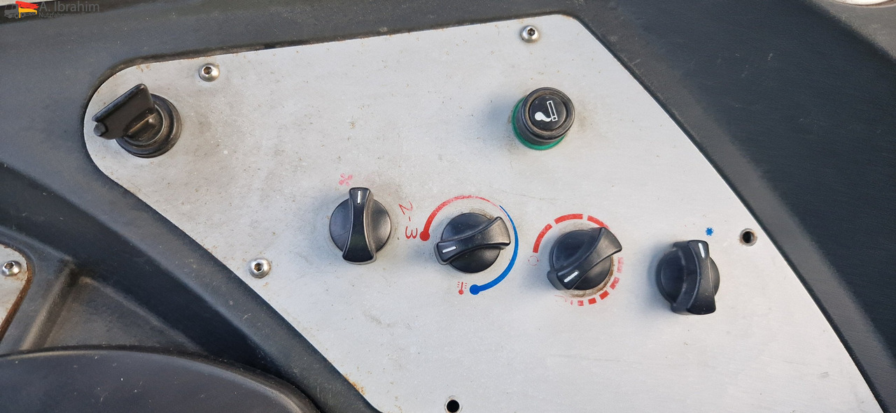 JCB 436Z Hochkippschaufel Wandler neu, Ölpumpe neu - Carregadeira de rodas: foto 4 JCB 436Z Hochkippschaufel Wandler neu, Ölpumpe neu - Carregadeira de rodas: foto 4