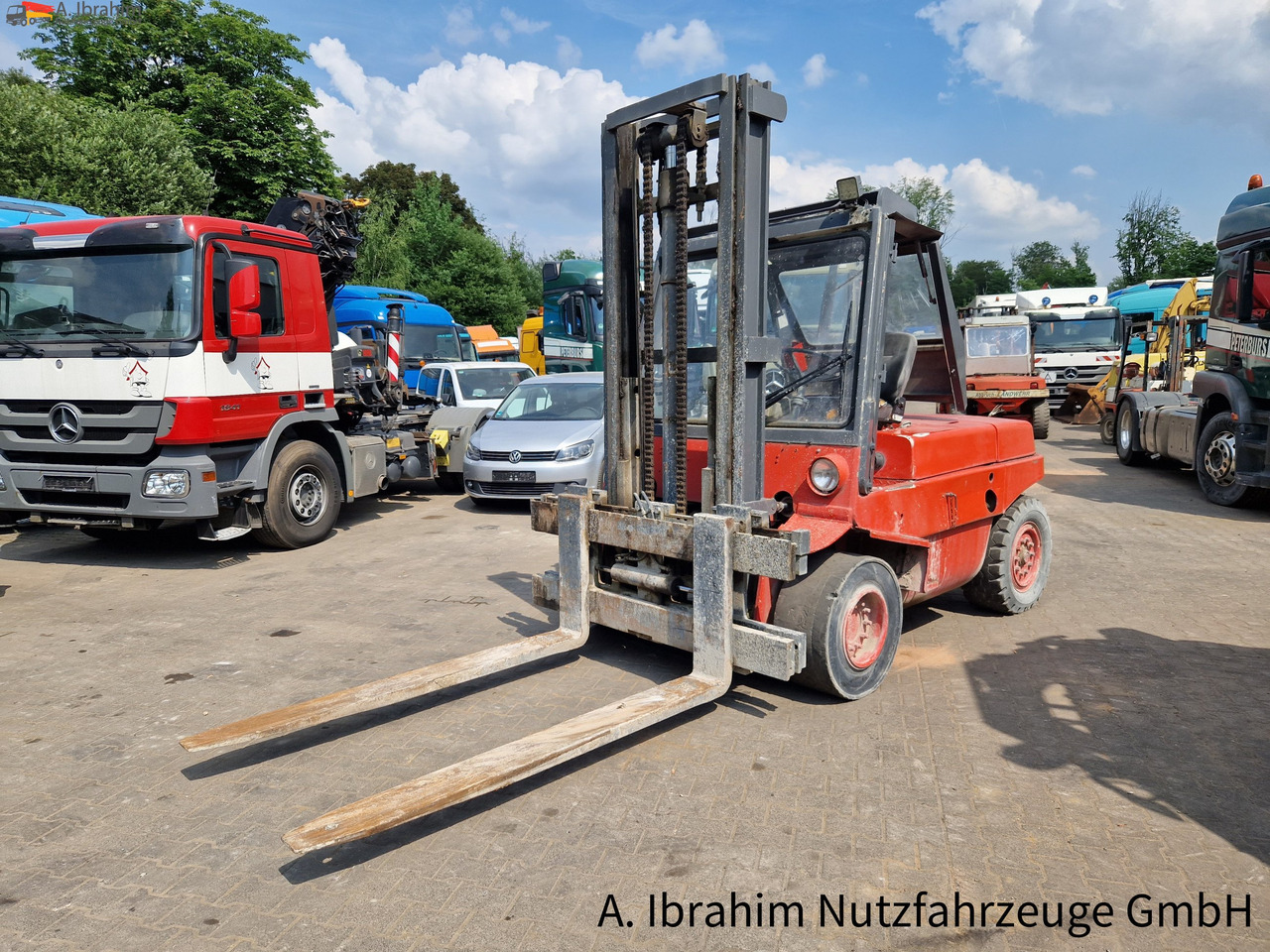 Linde H60 Tragfähigkeit 6000 kg ,3800 mm Hubhöhe, 2x vorhanden - Empilhadeira a diesel: foto 1 Linde H60 Tragfähigkeit 6000 kg ,3800 mm Hubhöhe, 2x vorhanden - Empilhadeira a diesel: foto 1