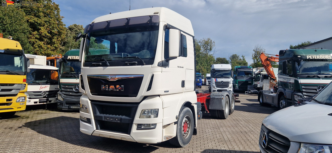 MAN 26.440 TGX, Chassis 7,80 m lang 4,85 m Radstand - Caminhão chassi: foto 1 MAN 26.440 TGX, Chassis 7,80 m lang 4,85 m Radstand - Caminhão chassi: foto 1