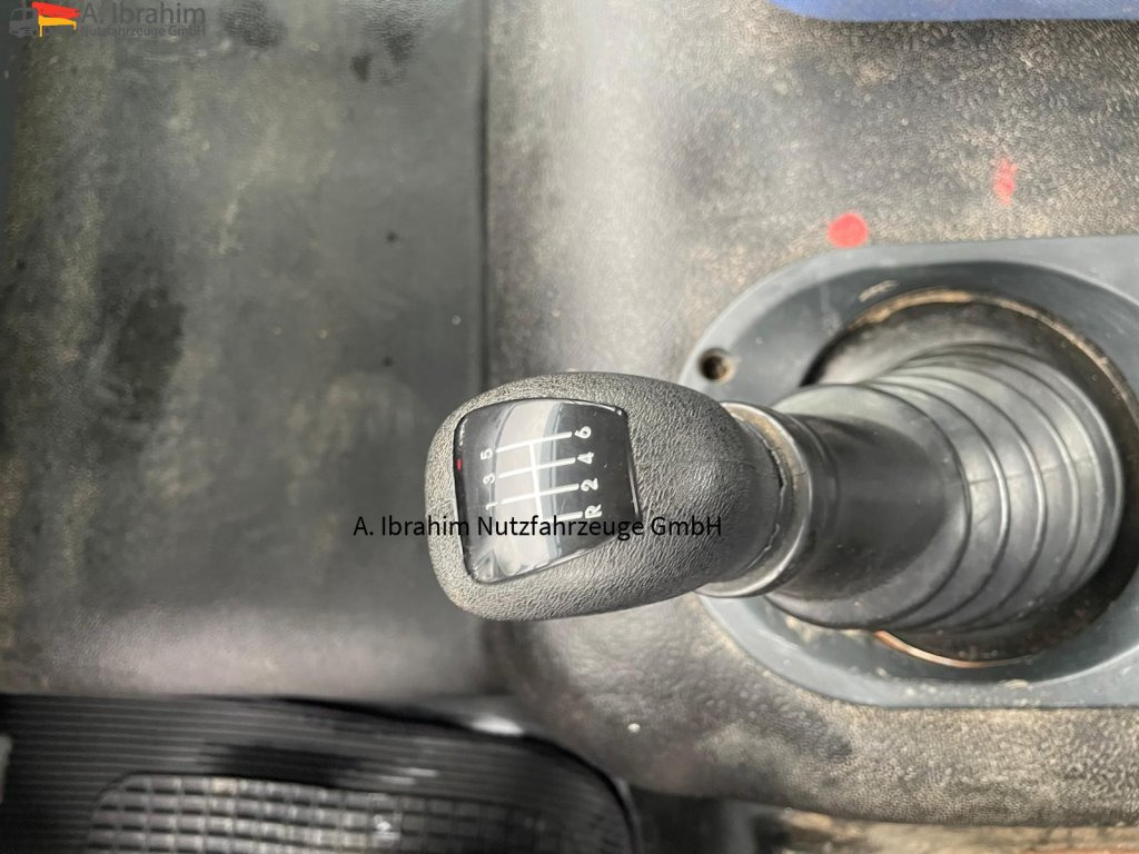 MAN L2000 Rost ja (Aufbau), sonst Zustand gut - Furgão basculante: foto 4 MAN L2000 Rost ja (Aufbau), sonst Zustand gut - Furgão basculante: foto 4