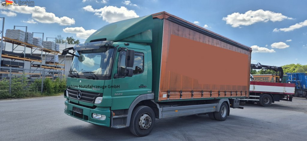 Mercedes-Benz 1224L Schiebeplane, Luftfederung HA - Caminhão com lona: foto 1 Mercedes-Benz 1224L Schiebeplane, Luftfederung HA - Caminhão com lona: foto 1