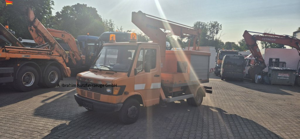 Mercedes-Benz 410D Ruthmann KL 90 Topzustand UVV gültig - Caminhão com plataforma aérea: foto 1 Mercedes-Benz 410D Ruthmann KL 90 Topzustand UVV gültig - Caminhão com plataforma aérea: foto 1