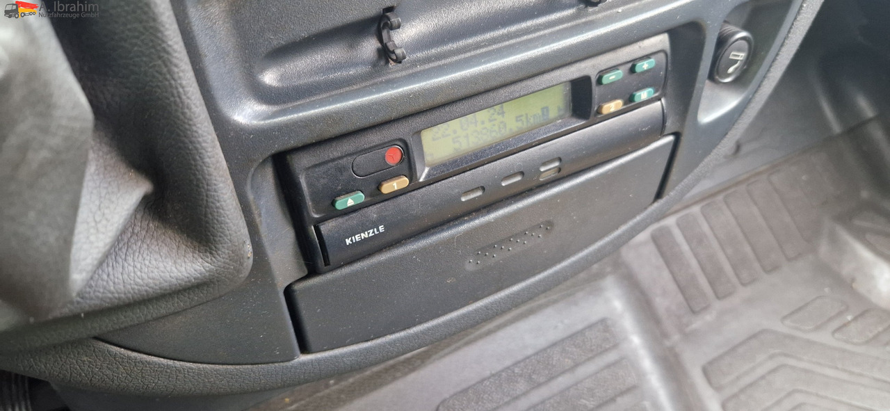 Mercedes-Benz 413 CDI Tiefkühlfächer, autom. Verkaufsklappe Basis ist ok - Carrinha frigorífica: foto 2 Mercedes-Benz 413 CDI Tiefkühlfächer, autom. Verkaufsklappe Basis ist ok - Carrinha frigorífica: foto 2