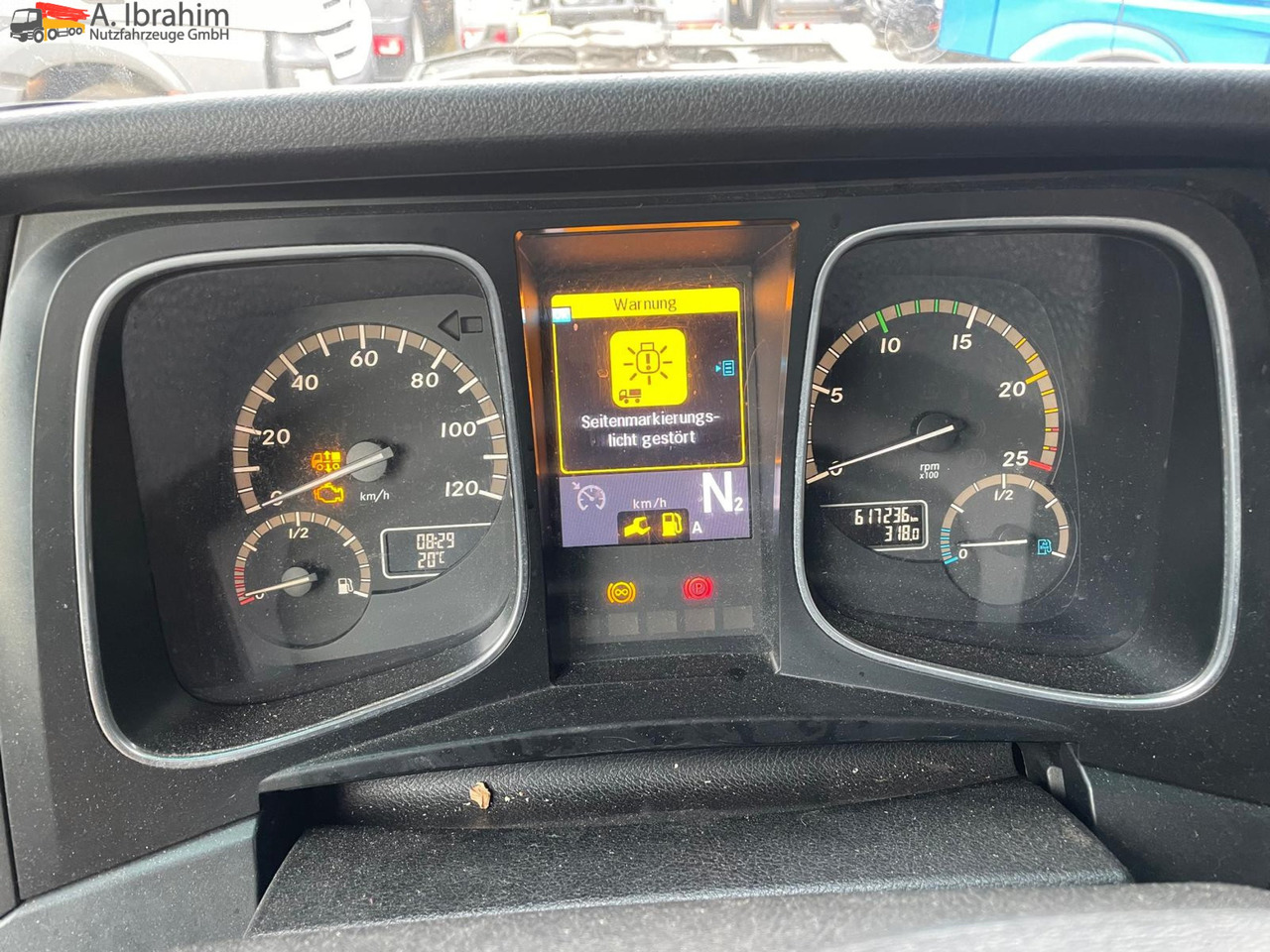 Mercedes-Benz Actros 2545 6x2 Pritsche Kran HIAB 166 - Camião de caixa aberta/ Plataforma, Caminhão grua: foto 2 Mercedes-Benz Actros 2545 6x2 Pritsche Kran HIAB 166 - Camião de caixa aberta/ Plataforma, Caminhão grua: foto 2