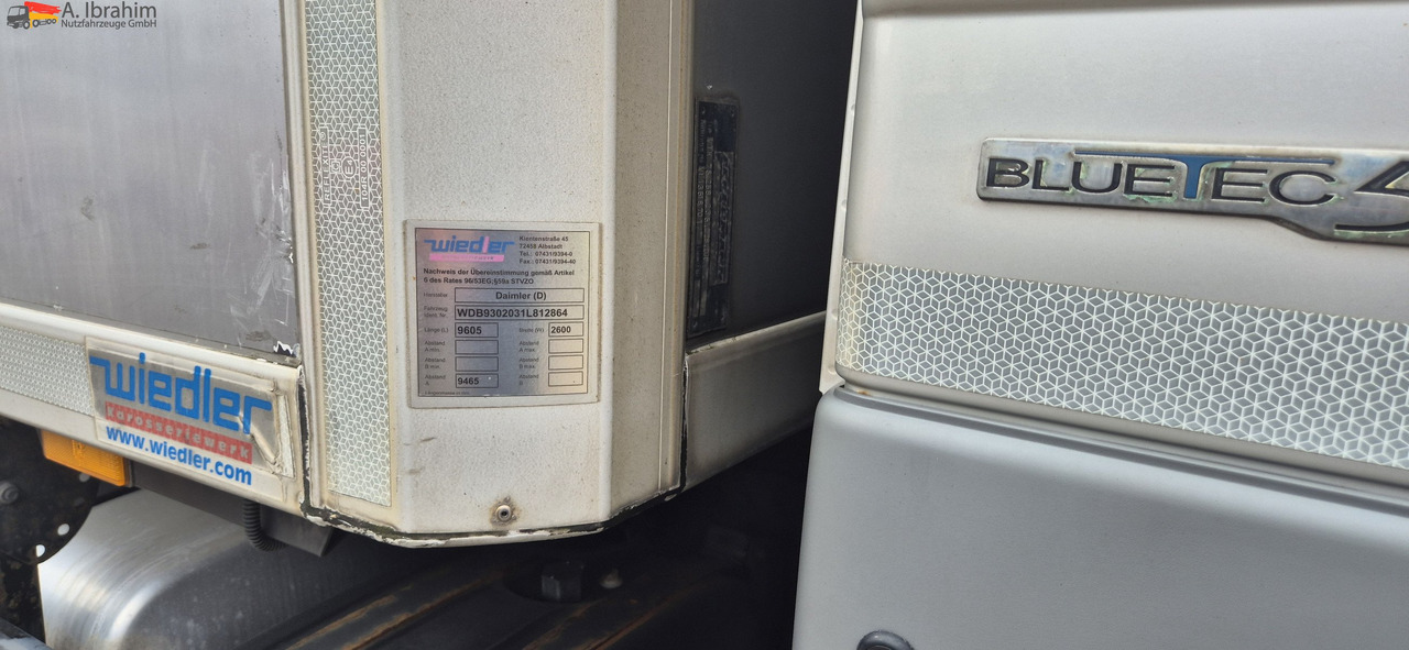 Mercedes-Benz DB 2536, 7,50 m Koffer LBW, Kamera, Carrier 850 Liftachse, mp3 - Caminhão frigorífico: foto 4 Mercedes-Benz DB 2536, 7,50 m Koffer LBW, Kamera, Carrier 850 Liftachse, mp3 - Caminhão frigorífico: foto 4