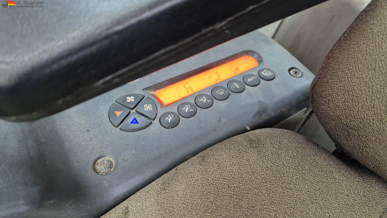 Escavadeira de rodas New Holland MH 2.6 Zustand gut, deutsche Maschine incl. Greifer und Dreservo: foto 7 Escavadeira de rodas New Holland MH 2.6 Zustand gut, deutsche Maschine incl. Greifer und Dreservo: foto 7