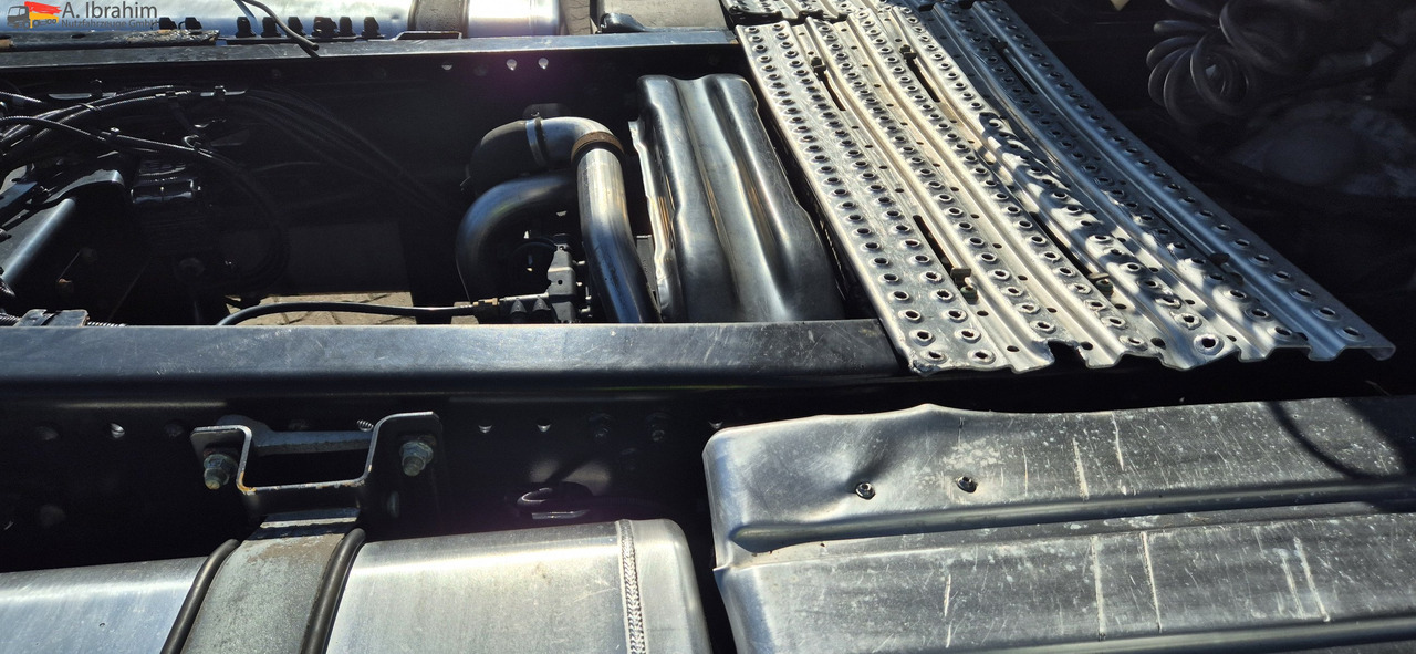 MAN TGX 18.460 Retarder, Klima, 1. Hand 04 2018 - Tractor: foto 4 MAN TGX 18.460 Retarder, Klima, 1. Hand 04 2018 - Tractor: foto 4