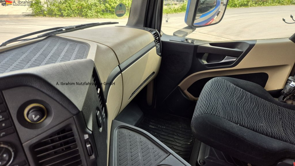 Tractor Mercedes-Benz 1843 DB 1843 mit PTU für Kompressor: foto 15