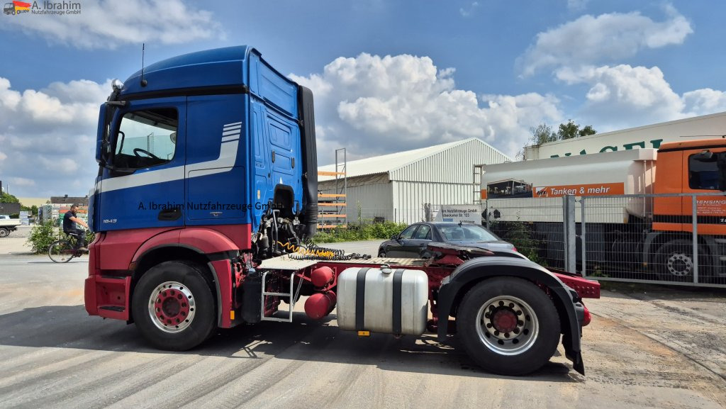 Tractor Mercedes-Benz 1843 DB 1843 mit PTU für Kompressor: foto 10