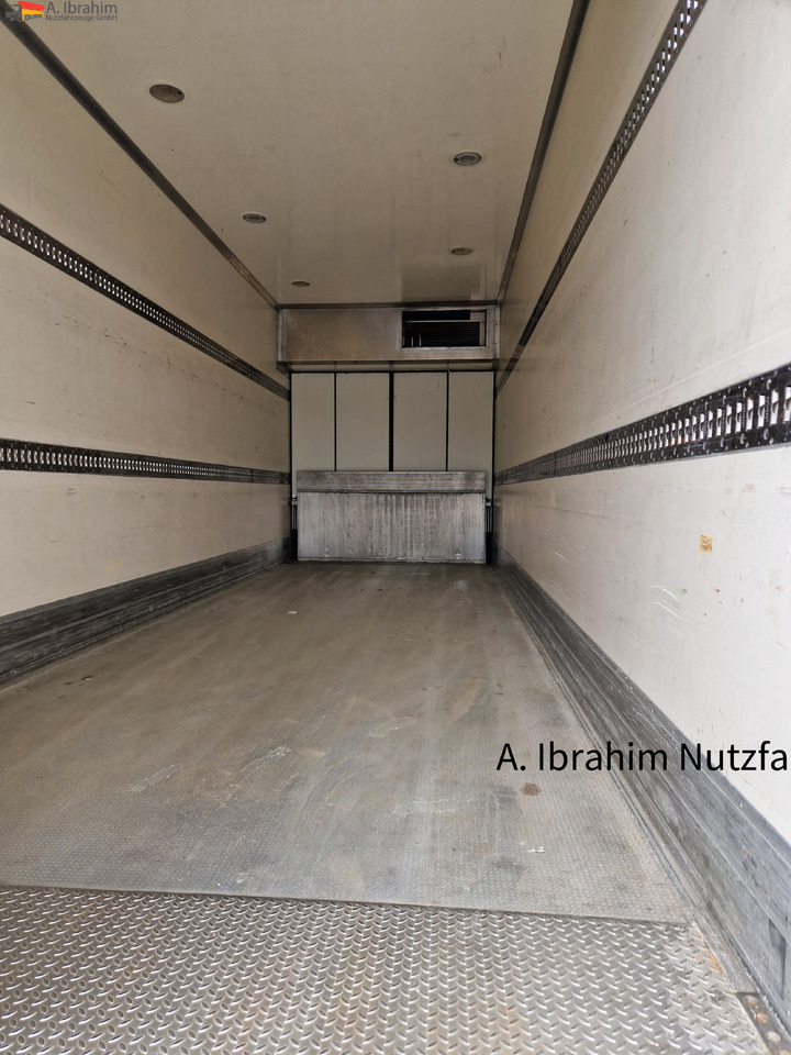 Wellmeyer TK018 Durchlader Frigoblock Zustand sauber, Durchlader, Portaltüren - Reboque frigorífico: foto 2 Wellmeyer TK018 Durchlader Frigoblock Zustand sauber, Durchlader, Portaltüren - Reboque frigorífico: foto 2