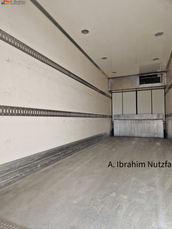 Wellmeyer TK018 Durchlader Frigoblock Zustand sauber, Durchlader, Portaltüren - Reboque frigorífico: foto 3 Wellmeyer TK018 Durchlader Frigoblock Zustand sauber, Durchlader, Portaltüren - Reboque frigorífico: foto 3