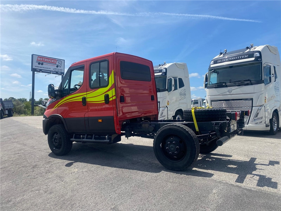 Iveco 70-S180 4X4 - Caminhão chassi: foto 3 Iveco 70-S180 4X4 - Caminhão chassi: foto 3