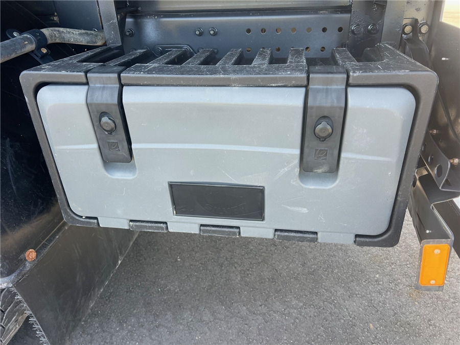 Caminhão basculante Renault C 320 P: foto 17