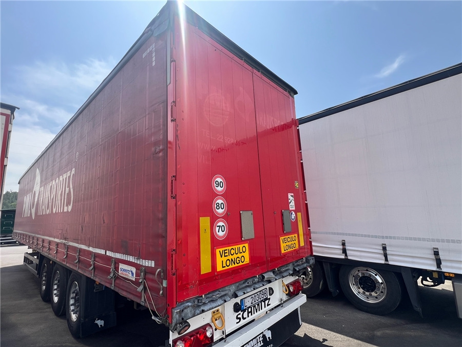 SCHMITZ CARGOBULL SCB-S3T TETO ELEVAR - Semi-reboque de lona: foto 5 SCHMITZ CARGOBULL SCB-S3T TETO ELEVAR - Semi-reboque de lona: foto 5