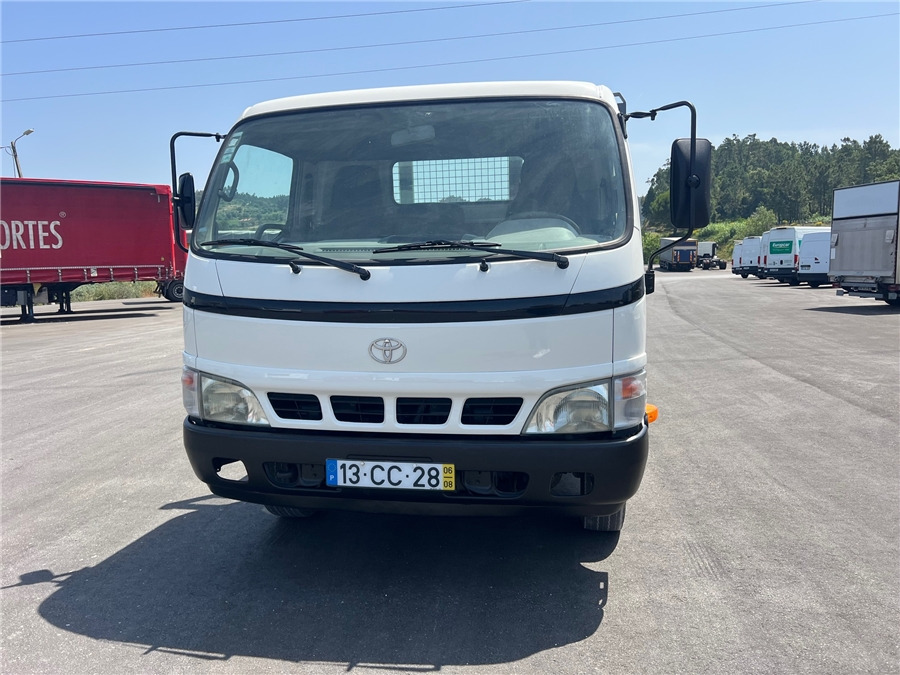 TOYOTA DYNA - Caminhão basculante: foto 3 TOYOTA DYNA - Caminhão basculante: foto 3
