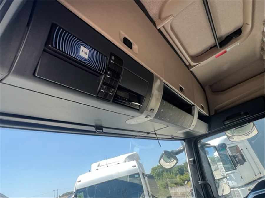 Tractor MAN TGX 18.460: foto 12 Tractor MAN TGX 18.460: foto 12