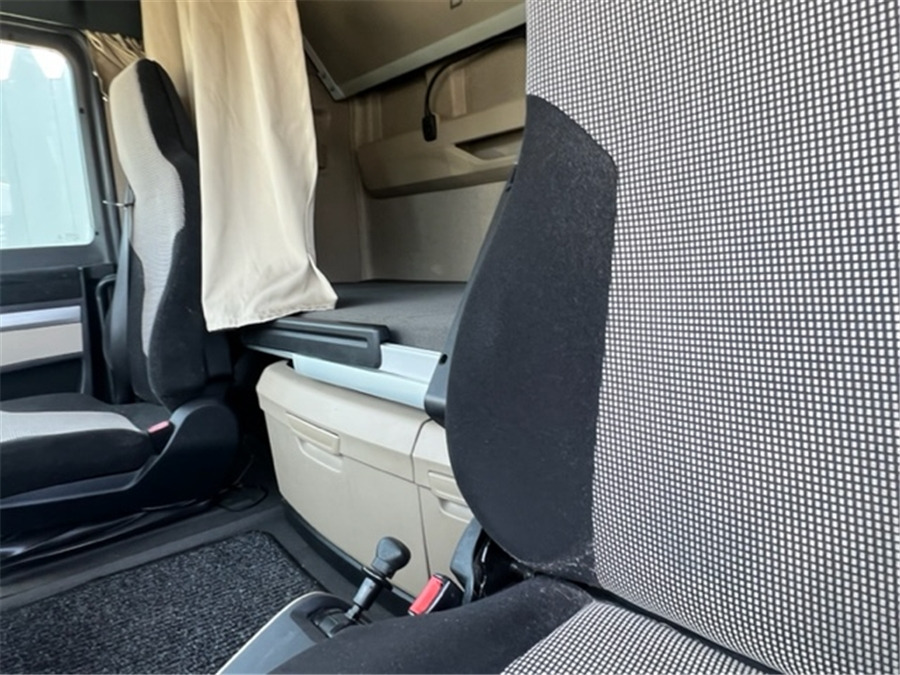 Tractor MAN TGX 18.460: foto 10 Tractor MAN TGX 18.460: foto 10