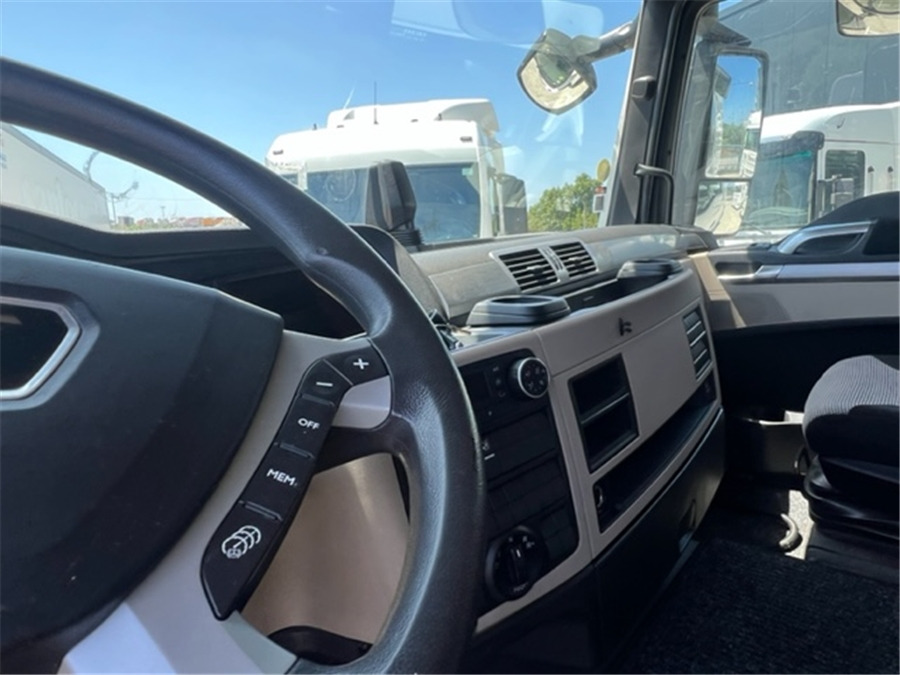 Tractor MAN TGX 18.460: foto 6 Tractor MAN TGX 18.460: foto 6