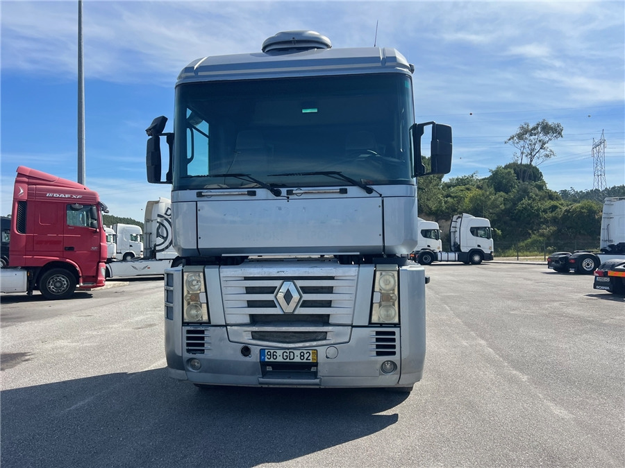 Renault AE 440 / MANUAL GEARBOX - Tractor: foto 2 Renault AE 440 / MANUAL GEARBOX - Tractor: foto 2