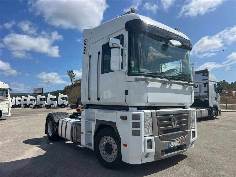 Renault AE 440 - Tractor: foto 3 Renault AE 440 - Tractor: foto 3