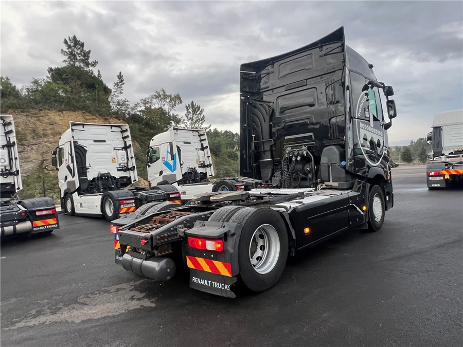 Renault T 520 HIGHCAB - Tractor: foto 4 Renault T 520 HIGHCAB - Tractor: foto 4