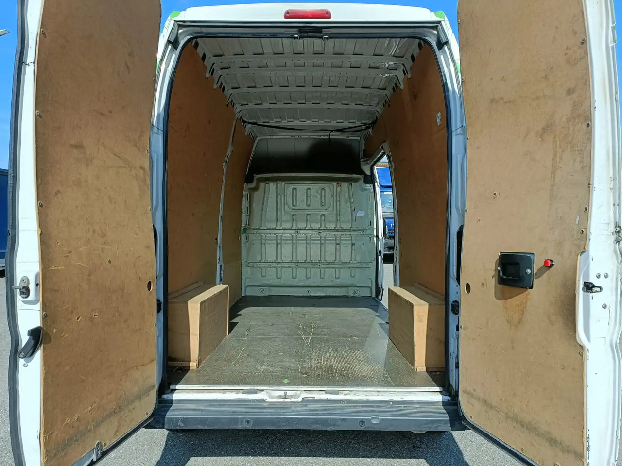 FIAT DUCATO L3H3 3.0 CC CNG - Furgão: foto 4 FIAT DUCATO L3H3 3.0 CC CNG - Furgão: foto 4
