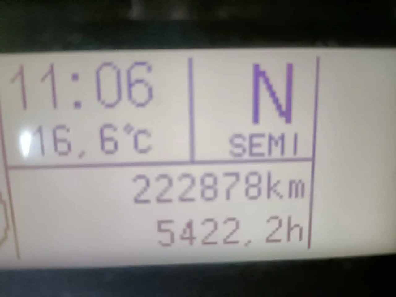 Caminhão com lona IVECO EUROCARGO 120E25P: foto 14