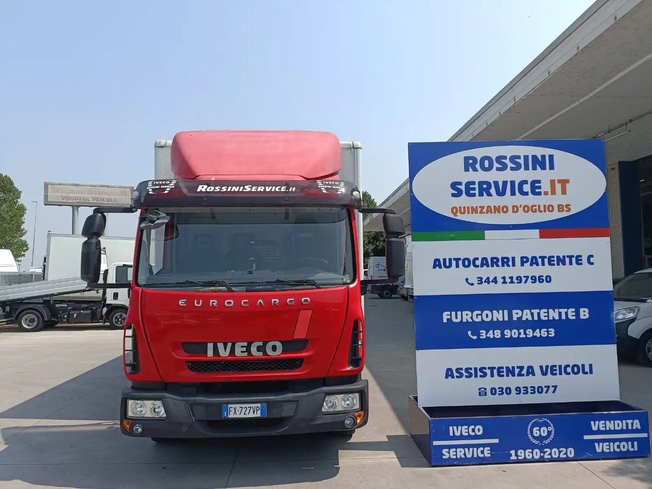 IVECO EUROCARGO 120EL22 - Caminhão furgão: foto 2 IVECO EUROCARGO 120EL22 - Caminhão furgão: foto 2