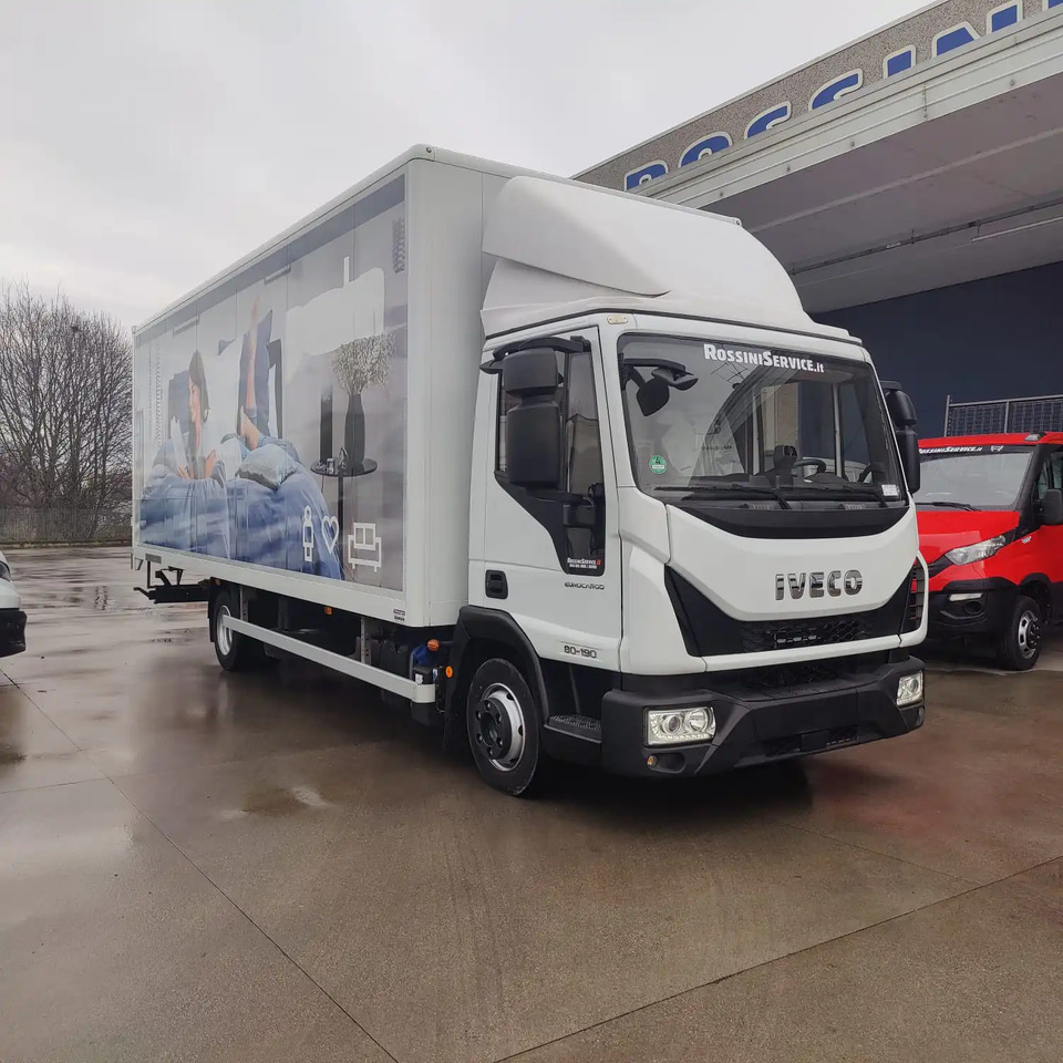 IVECO EUROCARGO 75E19 / 80E19 / 86E19 - Caminhão furgão: foto 3 IVECO EUROCARGO 75E19 / 80E19 / 86E19 - Caminhão furgão: foto 3