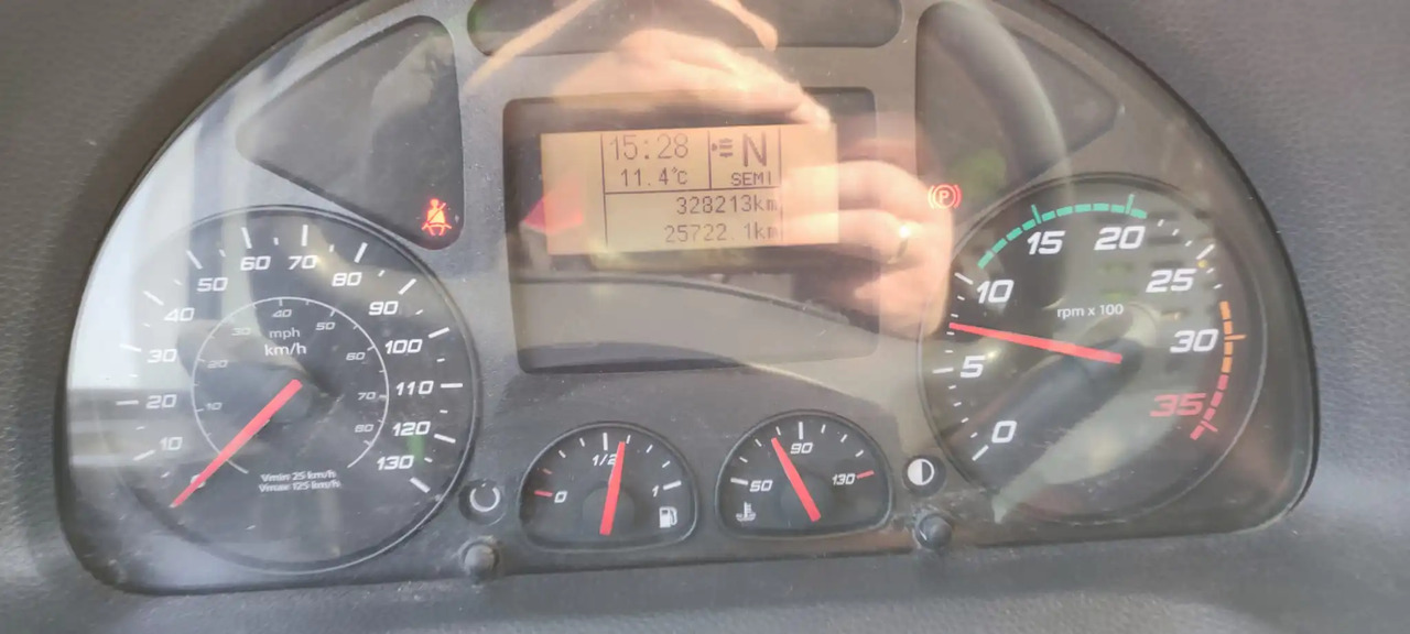IVECO EUROCARGO 75E21 - Caminhão furgão: foto 5 IVECO EUROCARGO 75E21 - Caminhão furgão: foto 5