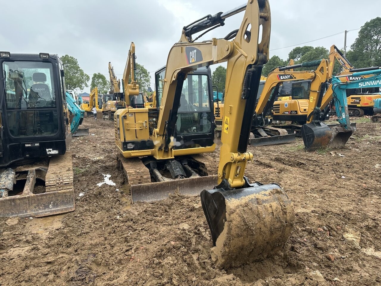 Caterpillar 305.5E - Mini escavadeira: foto 4 Caterpillar 305.5E - Mini escavadeira: foto 4