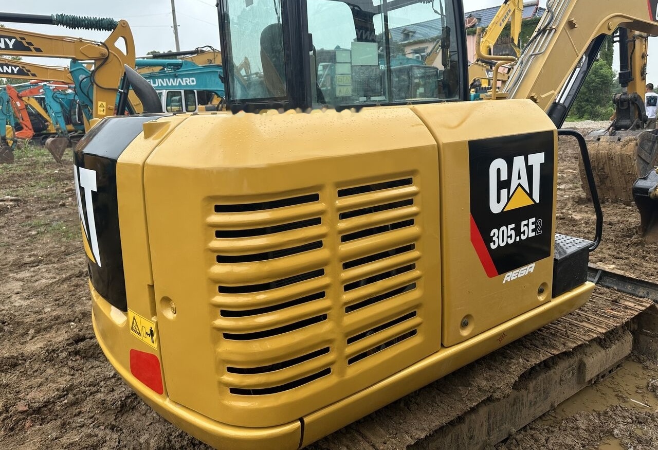 Caterpillar 305.5E - Mini escavadeira: foto 3 Caterpillar 305.5E - Mini escavadeira: foto 3
