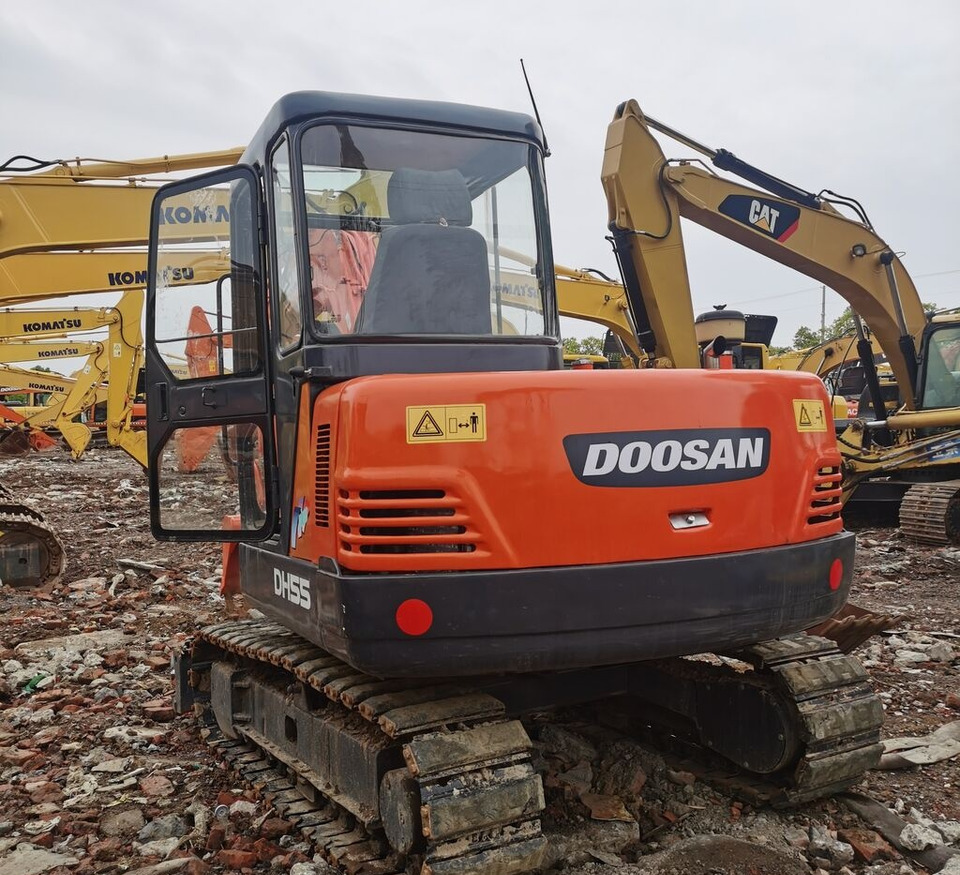 Doosan DH55 - Escavadora de rastos: foto 4 Doosan DH55 - Escavadora de rastos: foto 4