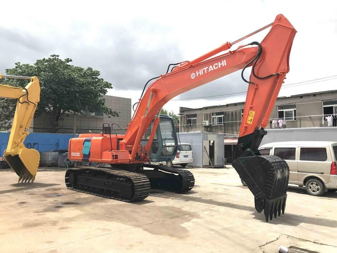 Hitachi EX200-3 - Escavadora de rastos: foto 3 Hitachi EX200-3 - Escavadora de rastos: foto 3