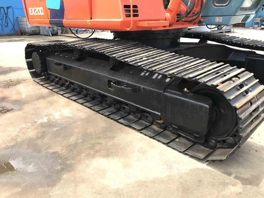 Escavadora de rastos Hitachi EX200-3: foto 7 Escavadora de rastos Hitachi EX200-3: foto 7