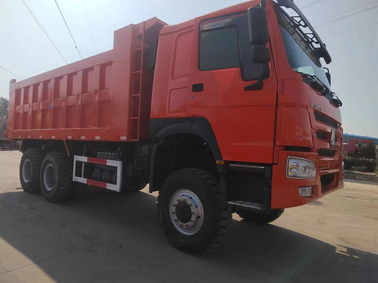 Howo 375 - Caminhão basculante: foto 2 Howo 375 - Caminhão basculante: foto 2