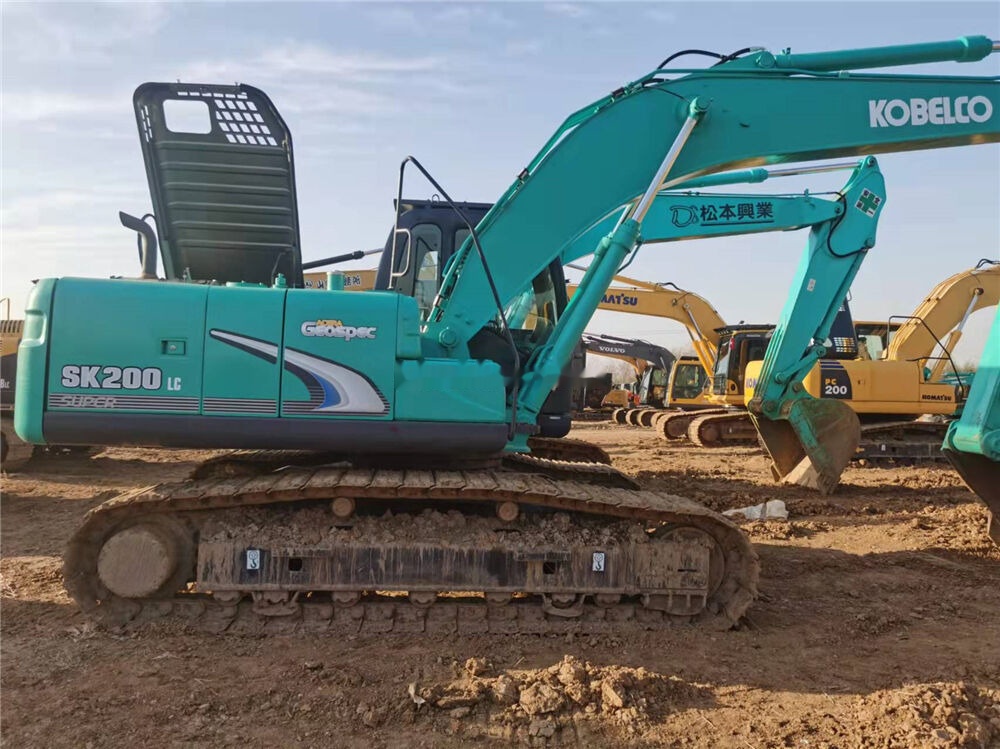 Kobelco SK200LC - Escavadora de rastos: foto 4 Kobelco SK200LC - Escavadora de rastos: foto 4