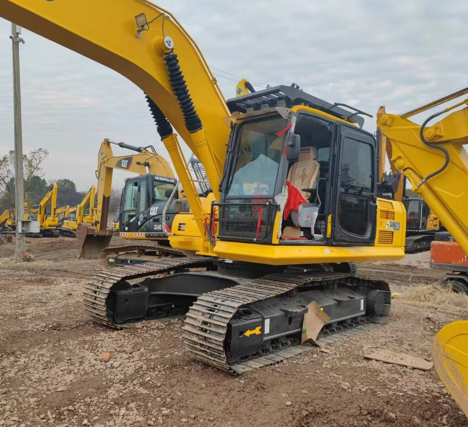 Komatsu PC200-8 - Escavadora de rastos: foto 4 Komatsu PC200-8 - Escavadora de rastos: foto 4
