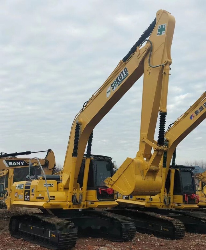 Komatsu PC220-8 - Escavadora de rastos: foto 4 Komatsu PC220-8 - Escavadora de rastos: foto 4