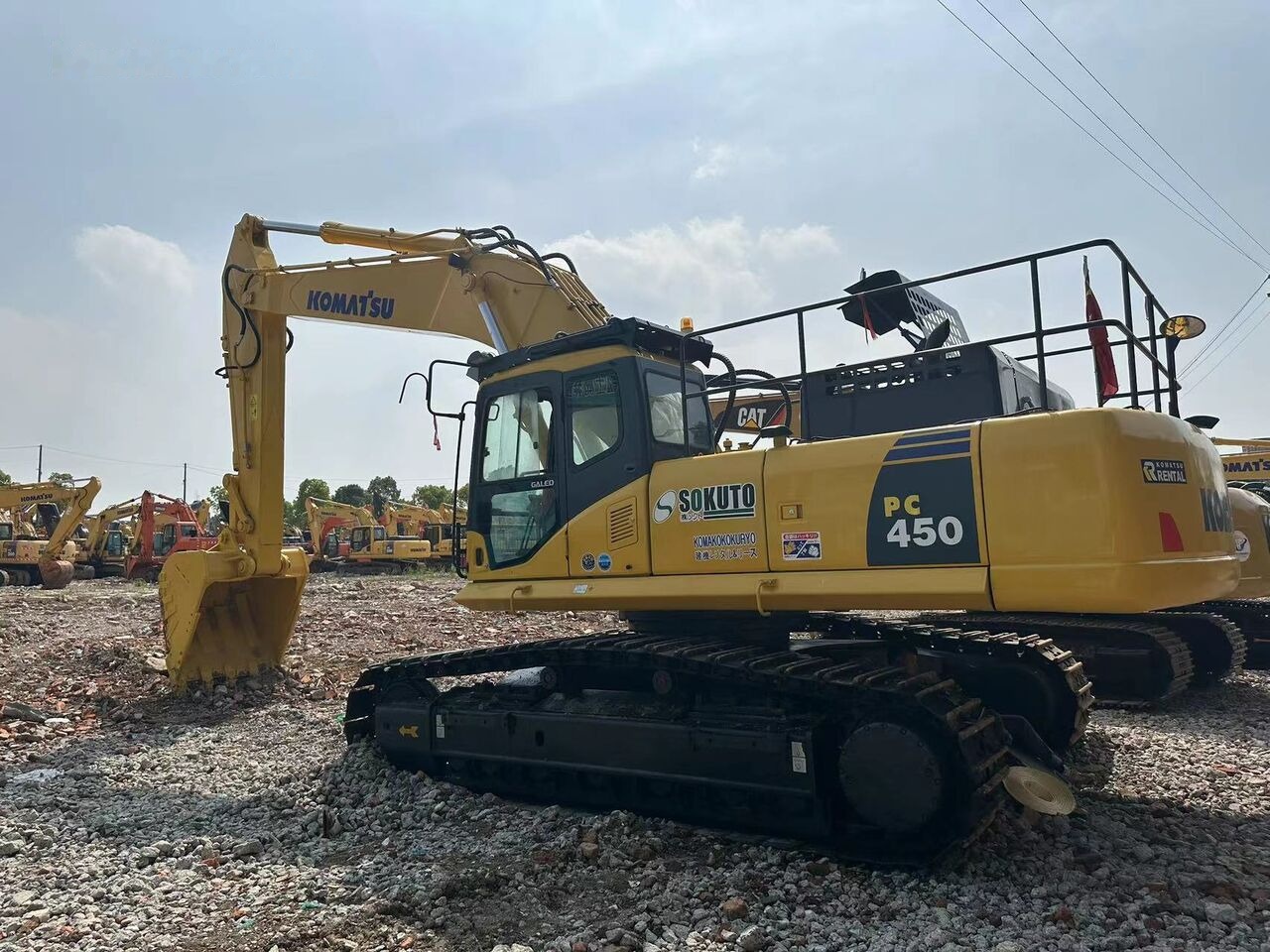 Komatsu PC450 - Escavadora de rastos: foto 3 Komatsu PC450 - Escavadora de rastos: foto 3