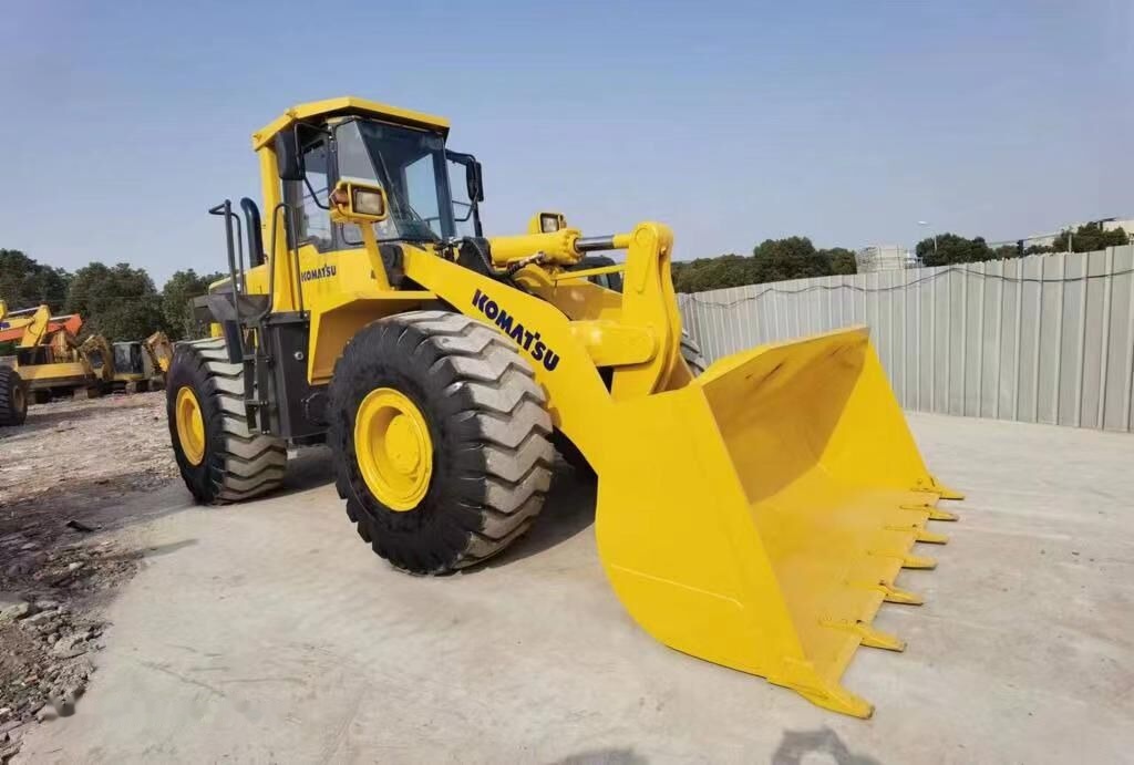Carregadeira de rodas Komatsu WA470-3: foto 6