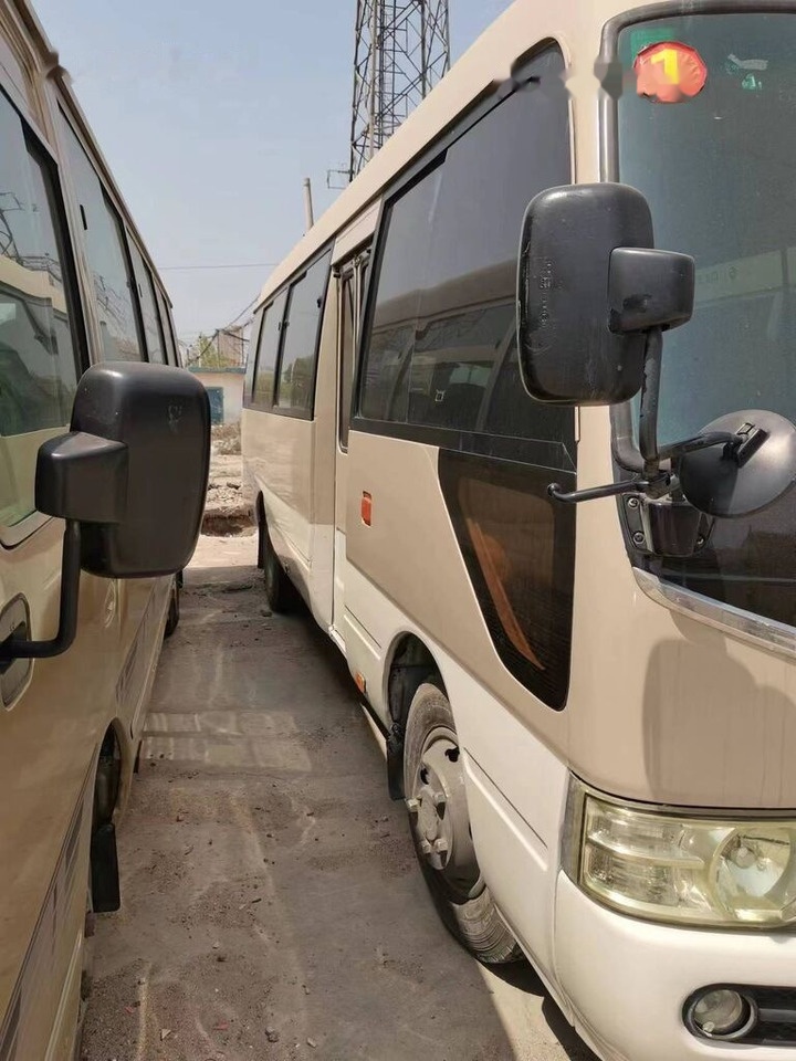 Toyota Coaster - Ônibus urbano: foto 1 Toyota Coaster - Ônibus urbano: foto 1