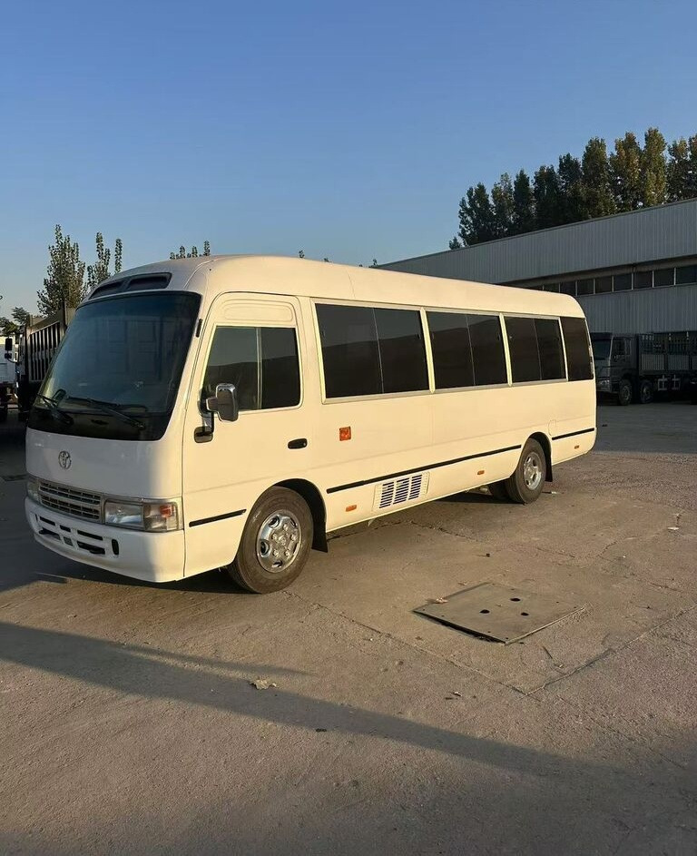 Toyota Coaster - Ônibus suburbano: foto 5 Toyota Coaster - Ônibus suburbano: foto 5