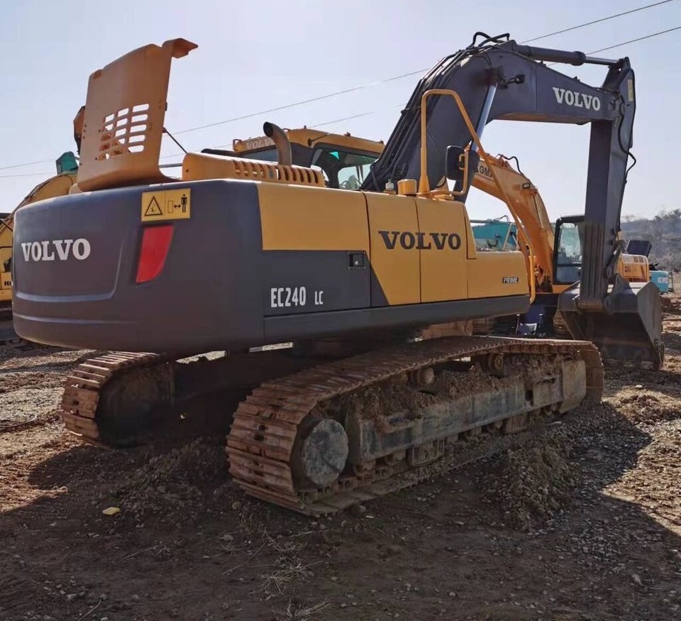Volvo EC240LC - Escavadora de rastos: foto 1 Volvo EC240LC - Escavadora de rastos: foto 1