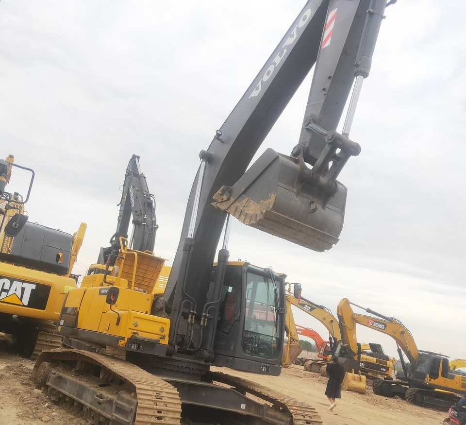 Volvo EC300 - Escavadora de rastos: foto 4 Volvo EC300 - Escavadora de rastos: foto 4