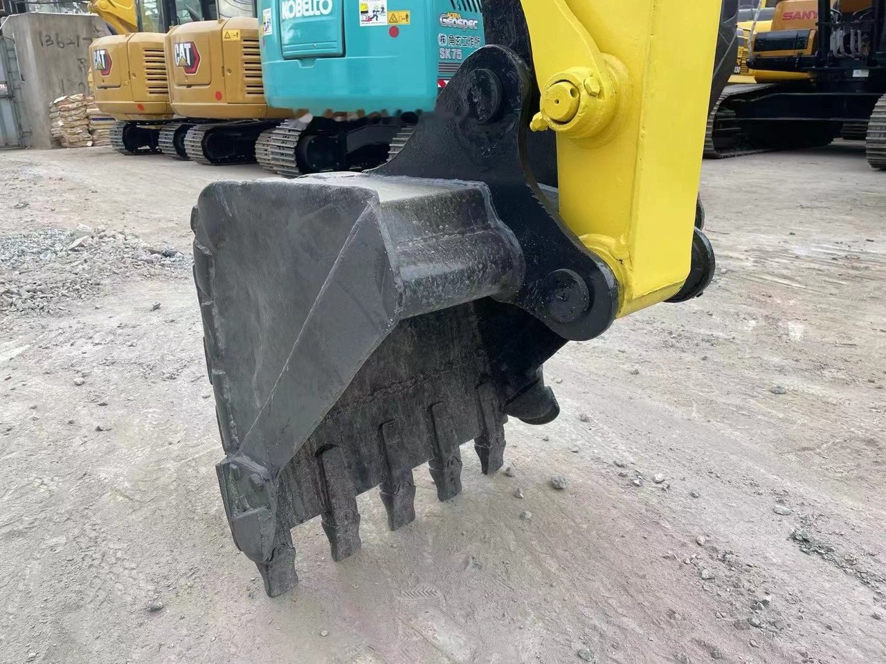 YANMAR VIO55 - Mini escavadeira: foto 4 YANMAR VIO55 - Mini escavadeira: foto 4