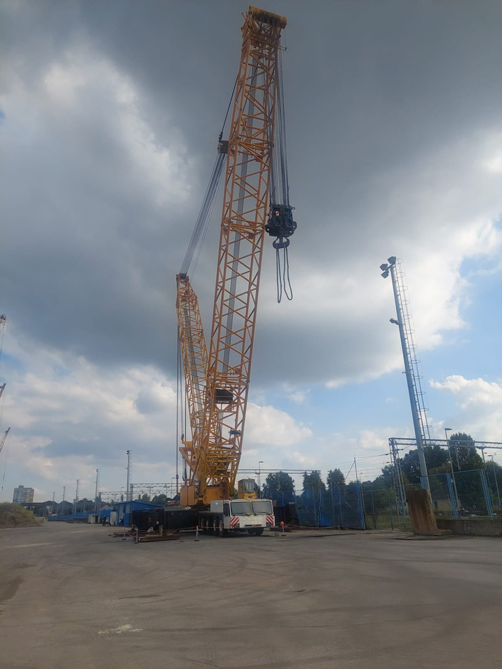 DEMAG TC 3300 - Guindaste móvel: foto 1 DEMAG TC 3300 - Guindaste móvel: foto 1