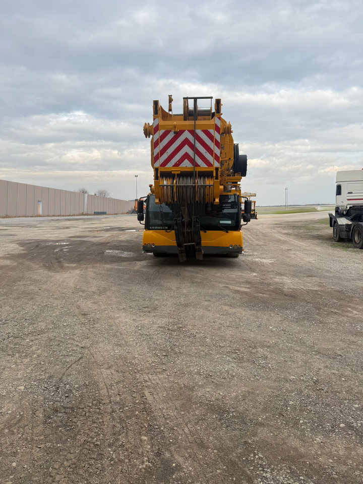 LIEBHERR Liebherr LTM 1500 - Guindaste móvel: foto 1 LIEBHERR Liebherr LTM 1500 - Guindaste móvel: foto 1
