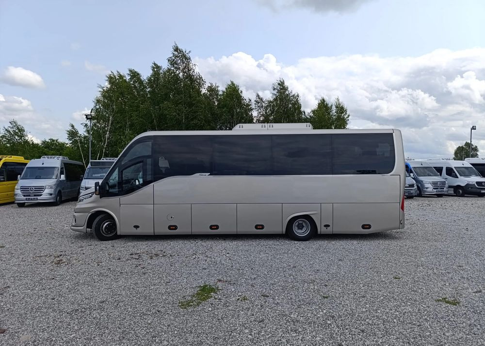 Locação de Iveco Mercus Daily 70C21 Iveco Mercus Daily 70C21: foto 11 Locação de Iveco Mercus Daily 70C21 Iveco Mercus Daily 70C21: foto 11