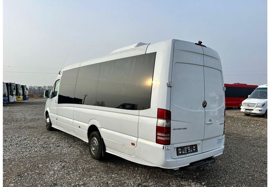 Locação de  Mercedes-Benz Sprinter 519 Mercedes-Benz Sprinter 519: foto 9
